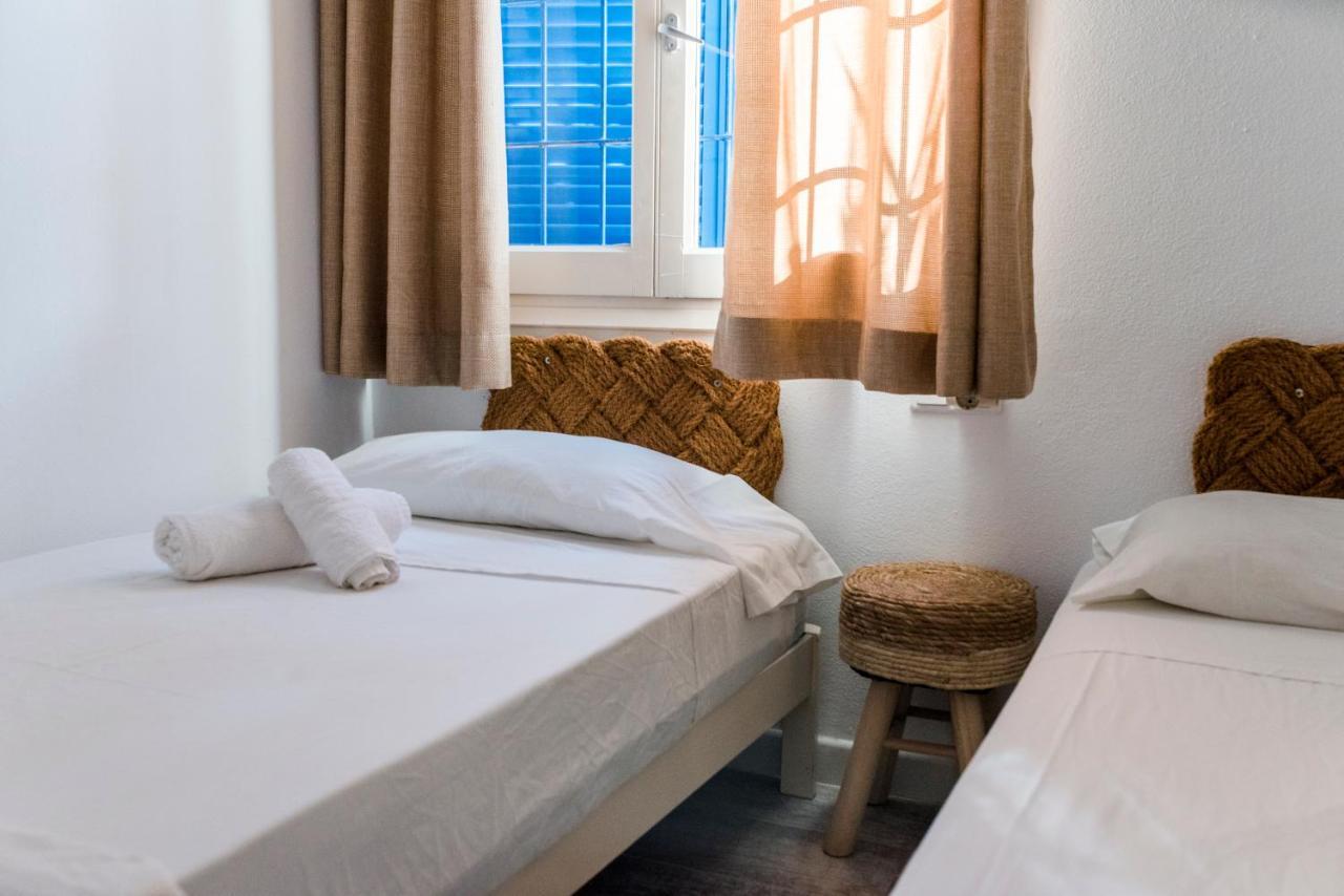 Apartamentos Verdera Es Pujols Eksteriør billede