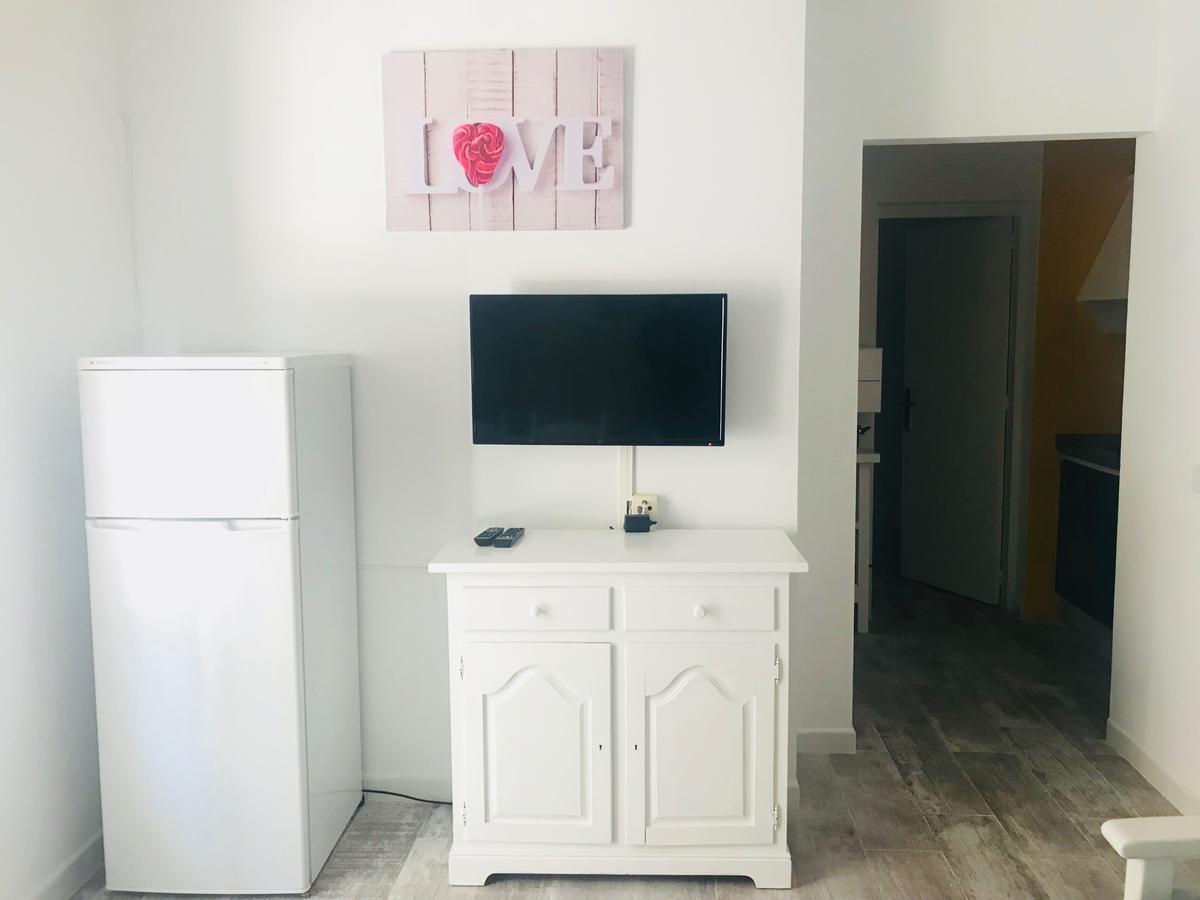 Apartamentos Verdera Es Pujols Eksteriør billede